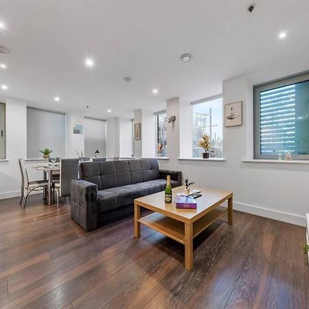 Sleep 7 20 Mins From London Waterloo Bp8 Apartamento Exterior foto